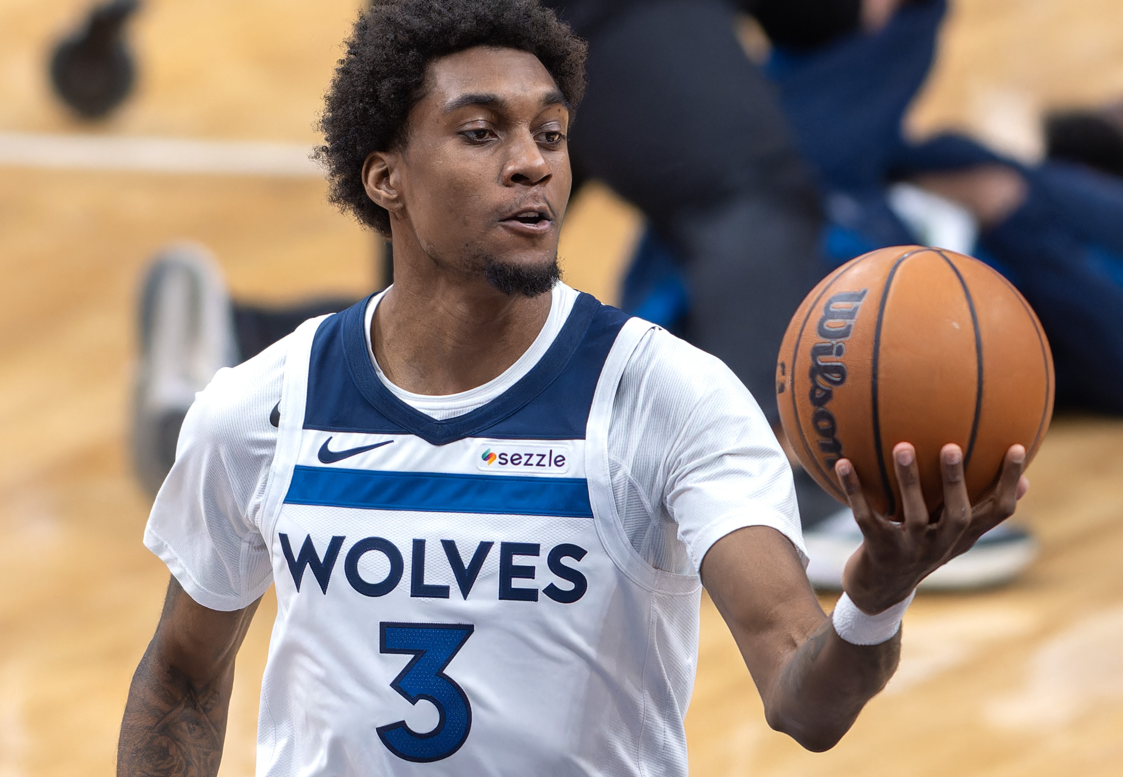 兰德尔称麦丹转身暴扣是完美收尾！麦丹：我不会参加扣篮大赛